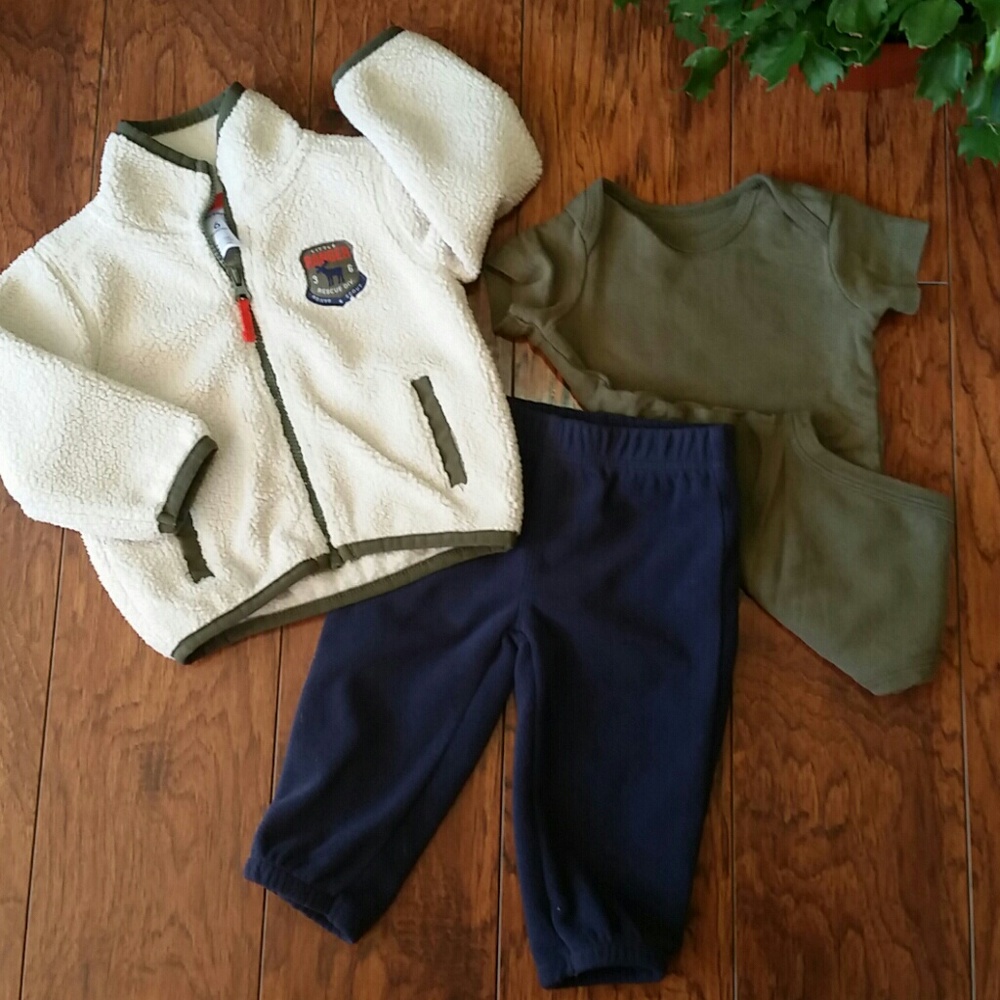 Carter's baby boy 3 piece outfit